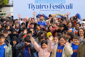 8. Samsun Uluslararası Tiyatro Festivali Başladı